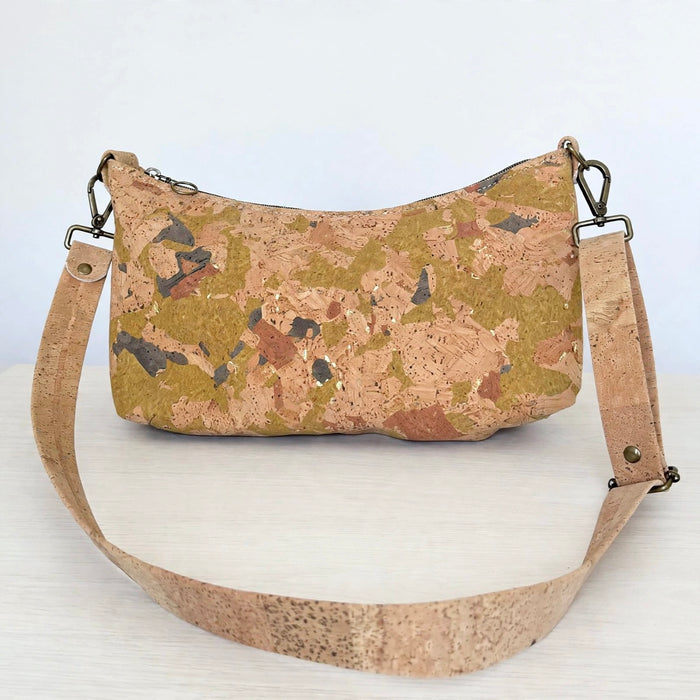 Medium crossbody bag handcrafted from Portuguese light mosaic cork