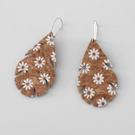 Cork Earrings Medium Leaf Daisy